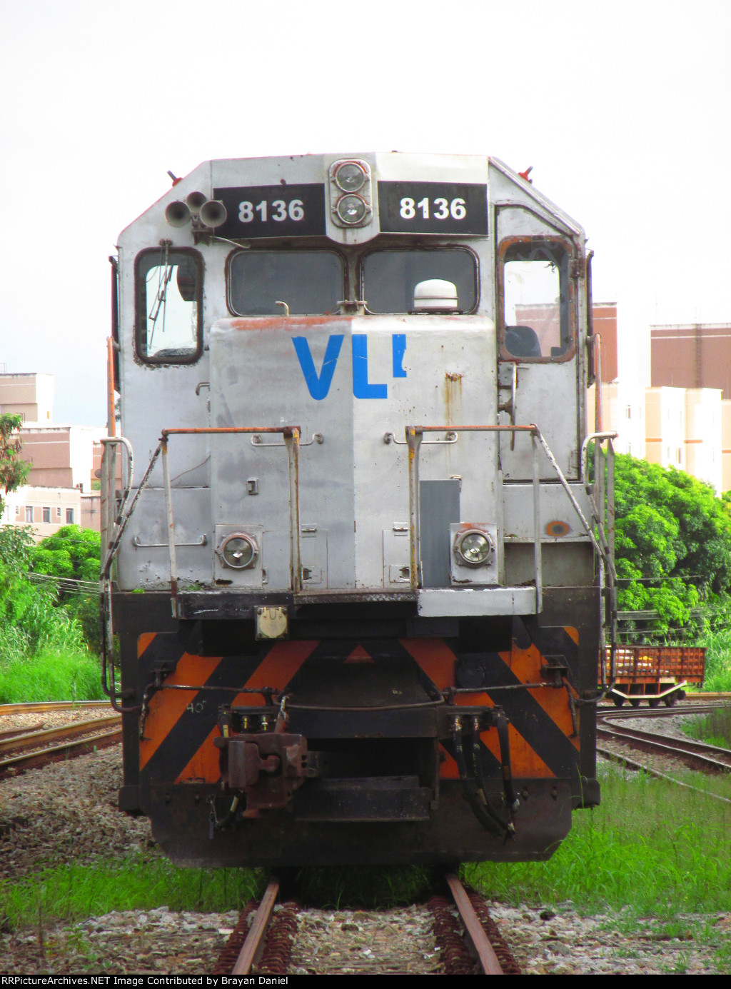 VLI 8136